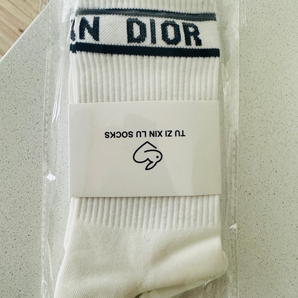 Dior White Casual  Socks - Picture 1 of 1